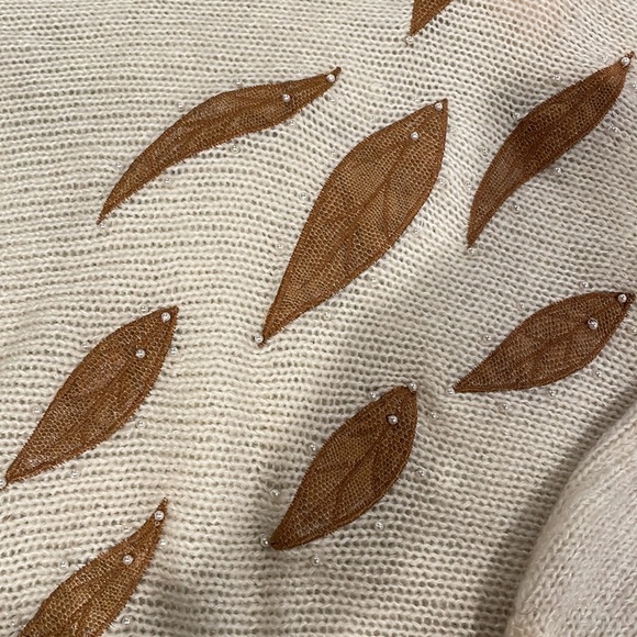 1990s vintage women’s leather appliquéd sweater size medium - Picture 4 of 6